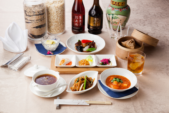 Chinese course dishes, dim sum and soup at Totenko Ryogoku