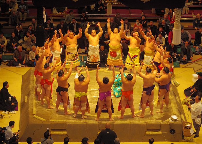 Ring-entering ceremony at Ryogoku Kokugikan