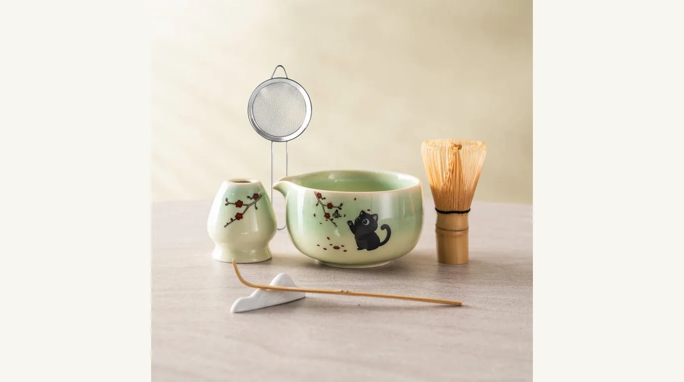 TANG PIN matcha set with bowl, whisk, scoop, holder and sifter