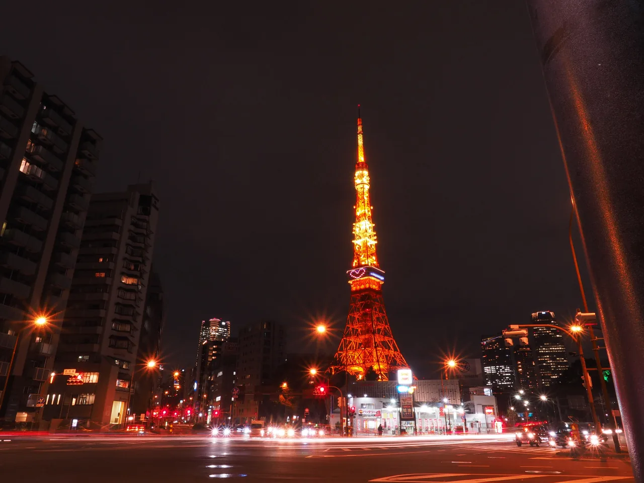 Tokyo Tower illuminated at night from Akabanebashi
